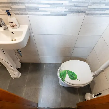 Hiska Nives * Krstenica