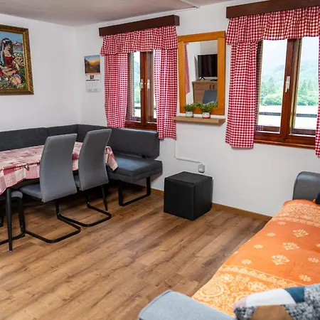 Chalet Hiska Nives Krstenica